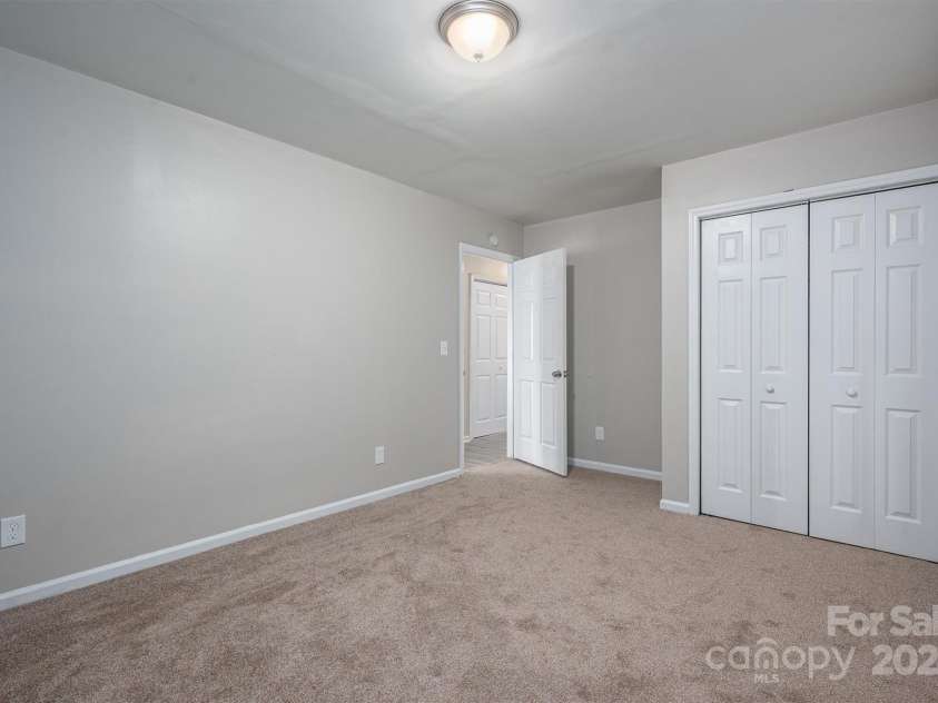 121 Pam Drive, Gastonia, NC 28056.  MLS# CAR4207996, YatesRealty ID 22935. Bedroom 3