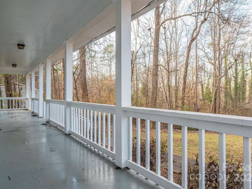 121 Pam Drive, Gastonia, NC 28056.  MLS# CAR4207996, YatesRealty ID 22935. Front Porch