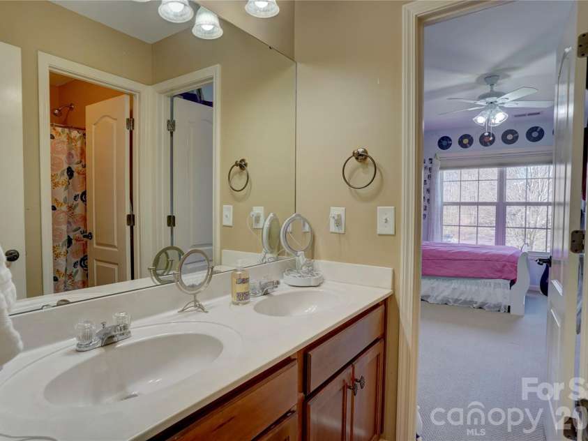15100 Durmast Court, Mint Hill, NC 28227.  MLS# CAR4373176, YatesRealty ID 22935. 