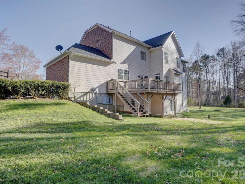 15100 Durmast Court, Mint Hill, NC 28227.  MLS# CAR4373176, YatesRealty ID 22935. 