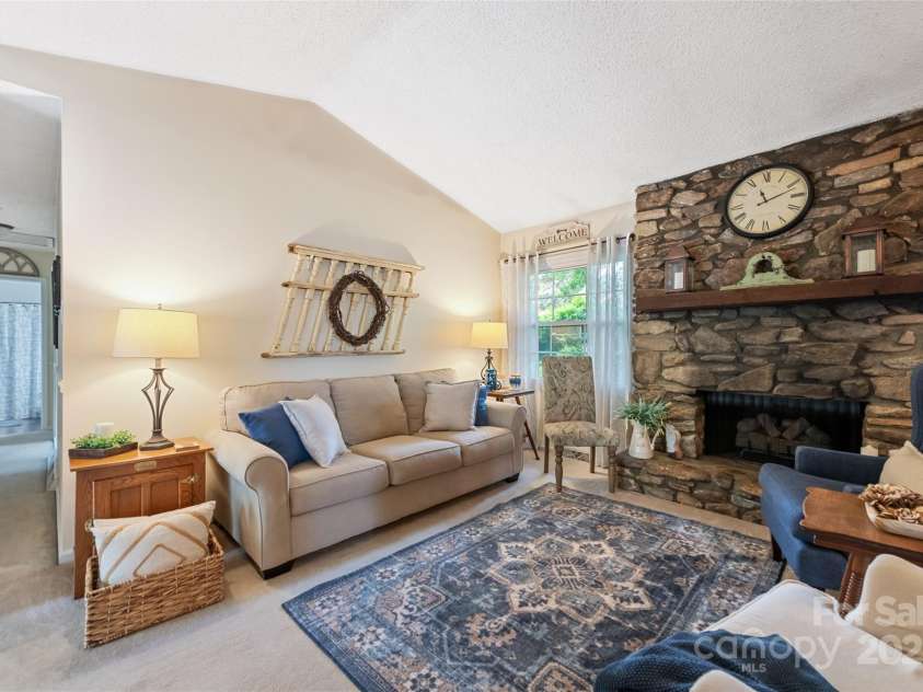 16 Fieldstone Court, Arden, NC 28704.  MLS# CAR4265199, YatesRealty ID 22937. 