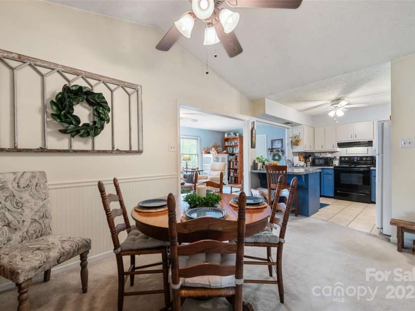 16 Fieldstone Court, Arden, NC 28704.  MLS# CAR4265199, YatesRealty ID 22937. 