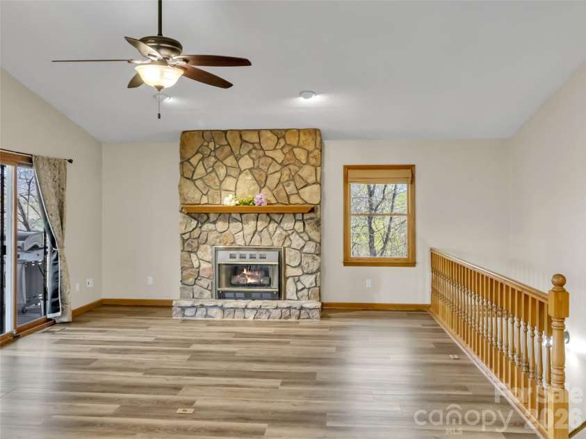 400 Indian Trail, Franklin, NC 28734.  MLS# CAR4363989, YatesRealty ID 22937. 