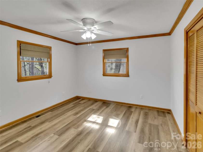 400 Indian Trail, Franklin, NC 28734.  MLS# CAR4363989, YatesRealty ID 22937. 