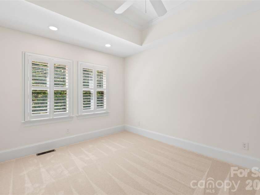 162 Dedham Loop, Mooresville, NC 28117.  MLS# CAR4378074, YatesRealty ID 22938. 1st Floor Guest Suite
