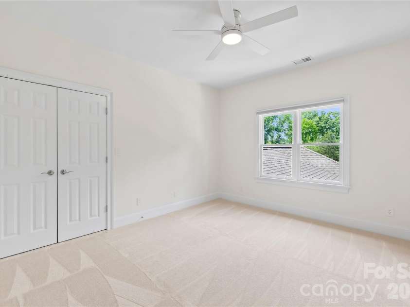 162 Dedham Loop, Mooresville, NC 28117.  MLS# CAR4378074, YatesRealty ID 22938. Flex Room/2nd Home Office