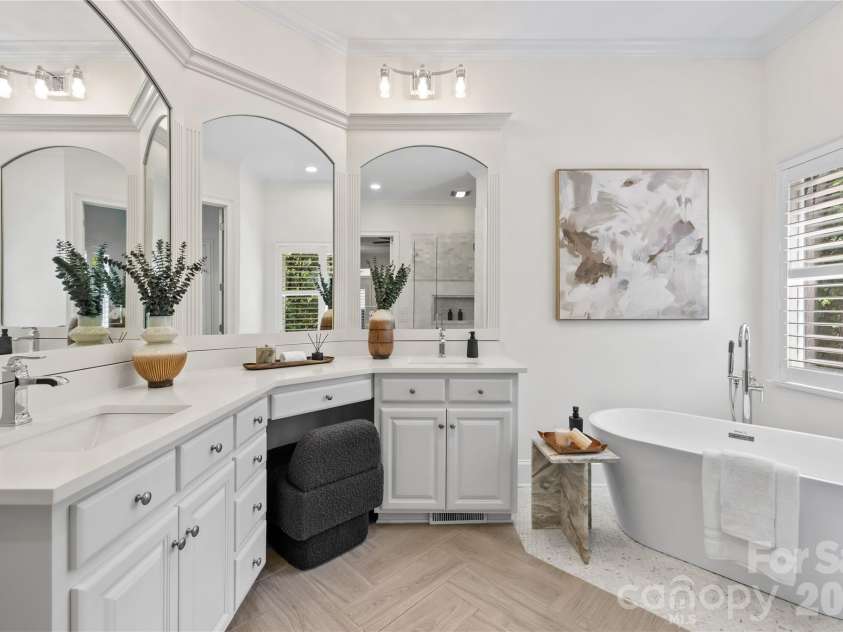 162 Dedham Loop, Mooresville, NC 28117.  MLS# CAR4378074, YatesRealty ID 22938. Primary EnSuite