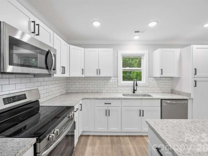 414 Peachtree Street, Albemarle, NC 28001.  MLS# CAR4351060, YatesRealty ID 2294. 
