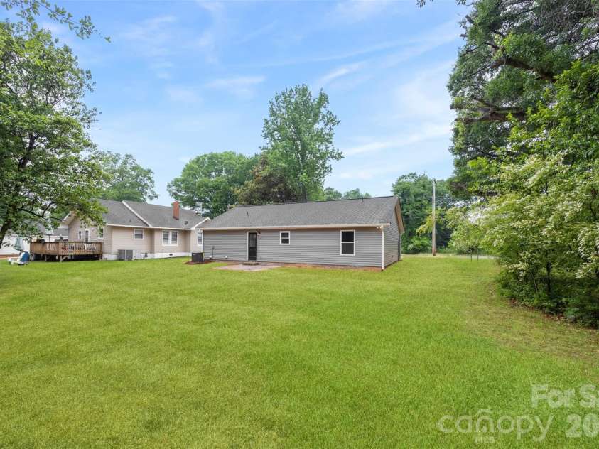 414 Peachtree Street, Albemarle, NC 28001.  MLS# CAR4351060, YatesRealty ID 2294. 