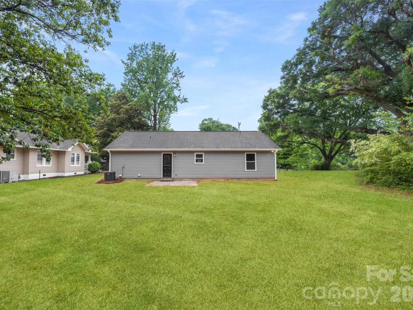 414 Peachtree Street, Albemarle, NC 28001.  MLS# CAR4351060, YatesRealty ID 2294. 