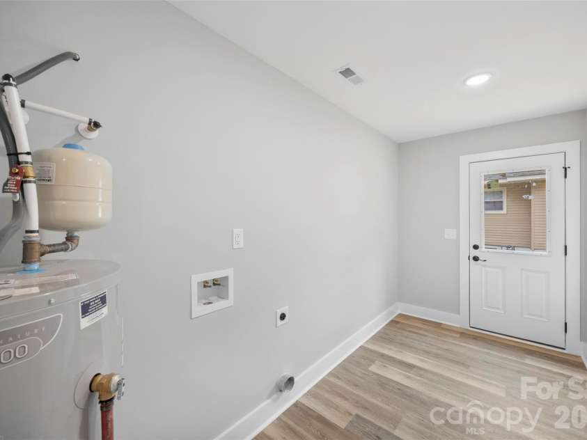 414 Peachtree Street, Albemarle, NC 28001.  MLS# CAR4351060, YatesRealty ID 2294. Laundry