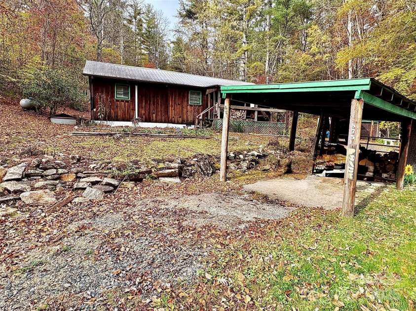 875 Carson Creek Road, Brevard, NC 28712.  MLS# CAR4316362, YatesRealty ID 2294. 