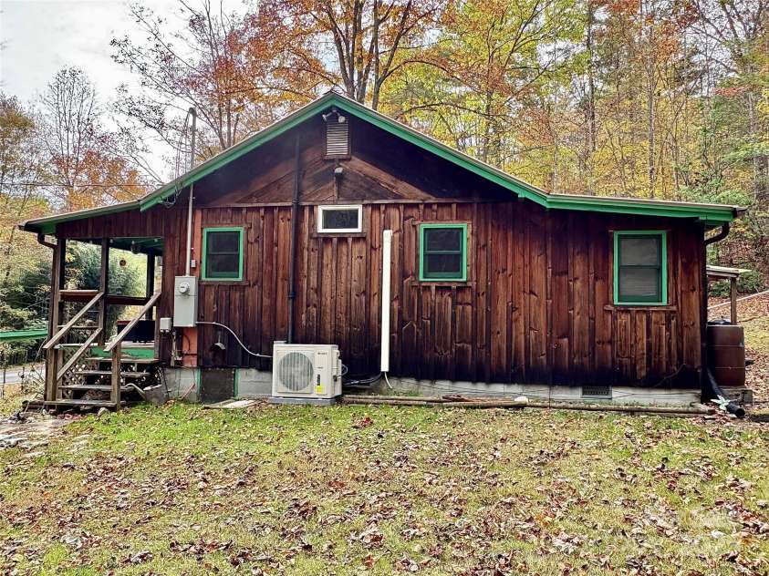 875 Carson Creek Road, Brevard, NC 28712.  MLS# CAR4316362, YatesRealty ID 2294. 