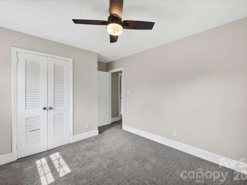 4820 Charleston Drive, Charlotte, NC 28212.  MLS# CAR4369686, YatesRealty ID 22940. 