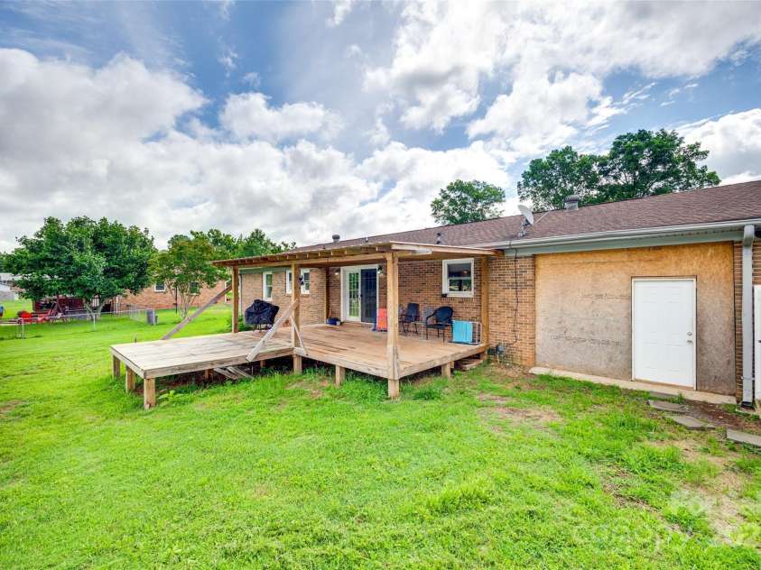 739 Springdale Road, Rock Hill, SC 29730.  MLS# CAR4267574, YatesRealty ID 22940. Back Yard