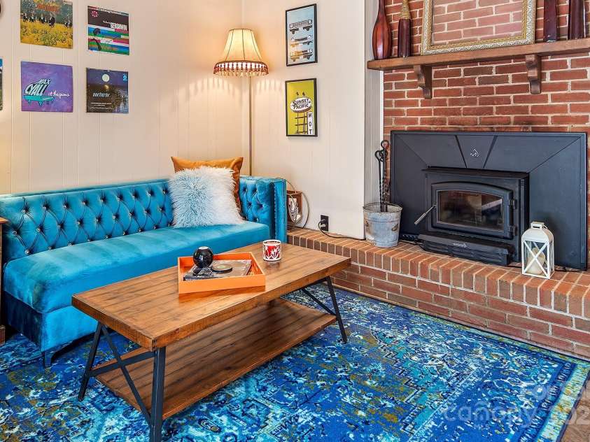 5922 Sullins Road, Charlotte, NC 28214.  MLS# CAR4272470, YatesRealty ID 22942. 