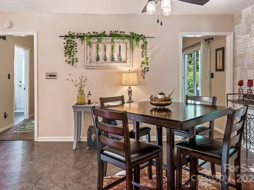 5922 Sullins Road, Charlotte, NC 28214.  MLS# CAR4272470, YatesRealty ID 22942. 