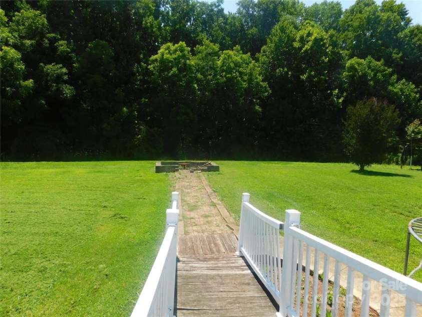 33343 Old Salisbury Road, Albemarle, NC 28001.  MLS# CAR4273677, YatesRealty ID 22943. 