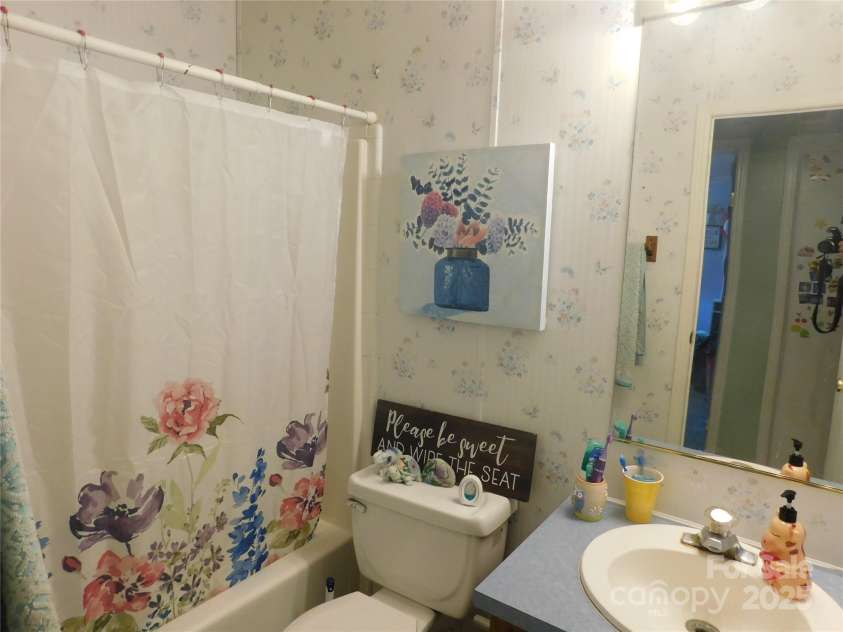 33343 Old Salisbury Road, Albemarle, NC 28001.  MLS# CAR4273677, YatesRealty ID 22943. 