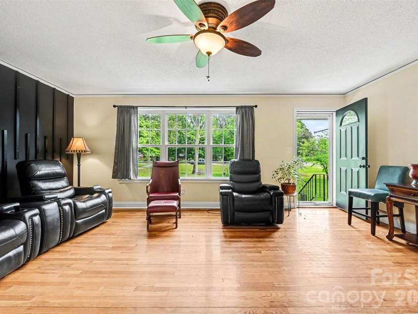 704 Marion Sims Drive, Lancaster, SC 29720.  MLS# CAR4379158, YatesRealty ID 22944. 