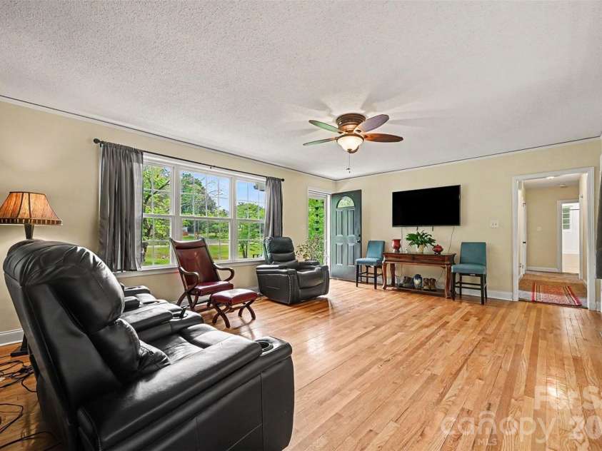 704 Marion Sims Drive, Lancaster, SC 29720.  MLS# CAR4379158, YatesRealty ID 22944. 