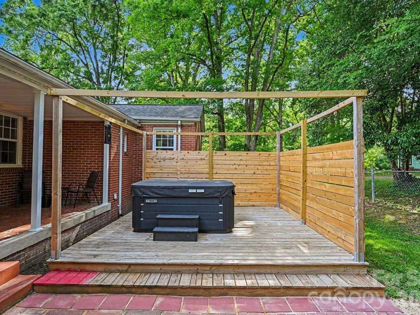 704 Marion Sims Drive, Lancaster, SC 29720.  MLS# CAR4379158, YatesRealty ID 22944. 