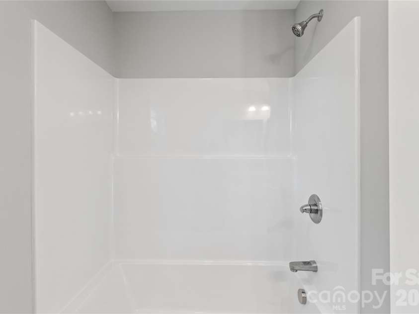 1021 E 10th Street, Kannapolis, NC 28083.  MLS# CAR4367969, YatesRealty ID 22945. 