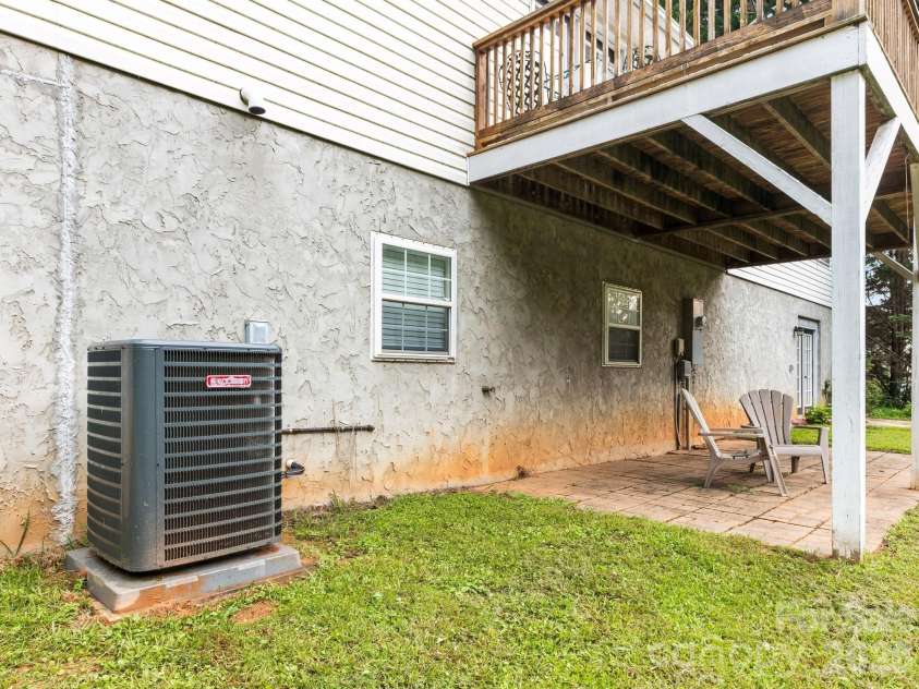 38 Brown Lynch Road, Candler, NC 28715.  MLS# CAR4377912, YatesRealty ID 22946. NEW HVAC