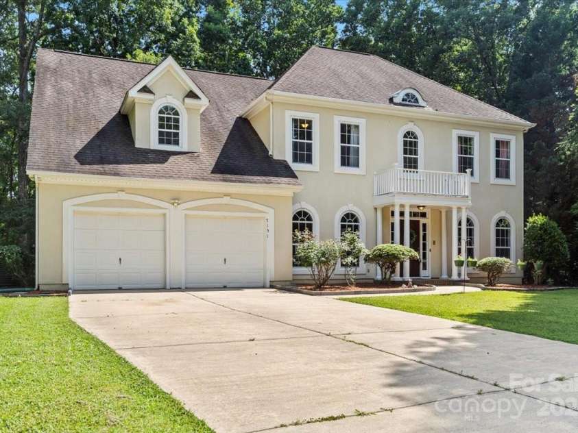 7151 Plough Drive, Mint Hill, NC 28227.  MLS# CAR4271885, YatesRealty ID 22946. Welcome Home!