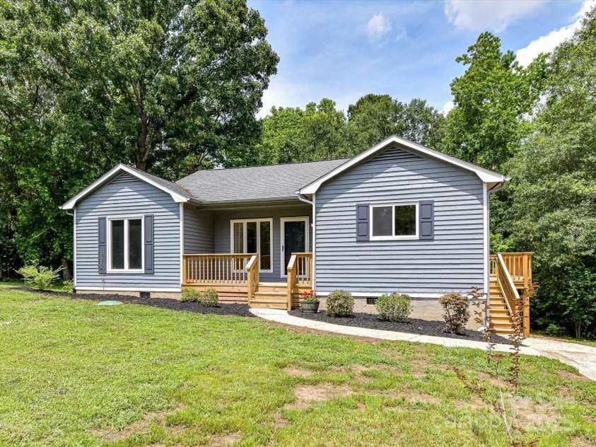 1117 Hidden Brook Lane, Clover, SC 29710.  MLS# CAR4270632, YatesRealty ID 22947. 