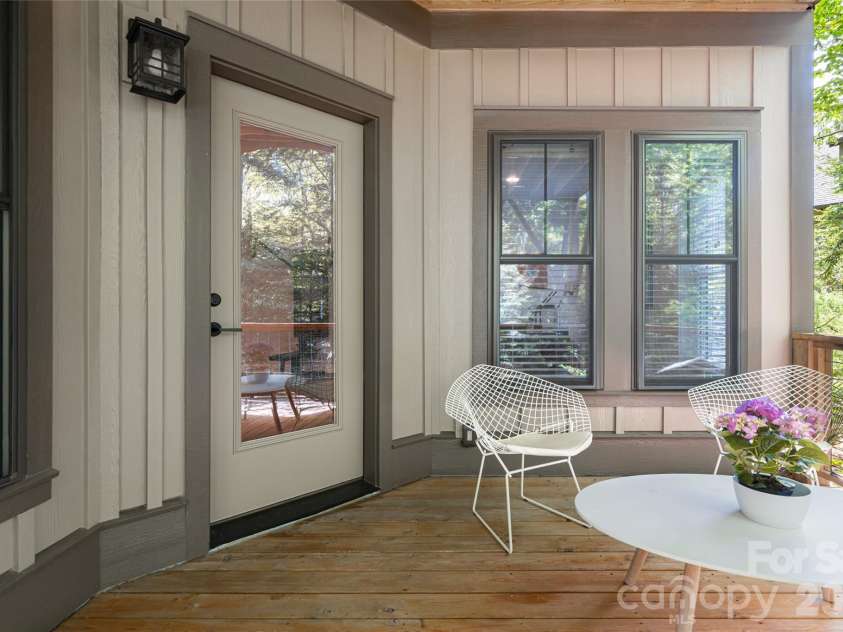 1 Stills Creek Loop, Fairview, NC 28730.  MLS# CAR4375448, YatesRealty ID 22948. 