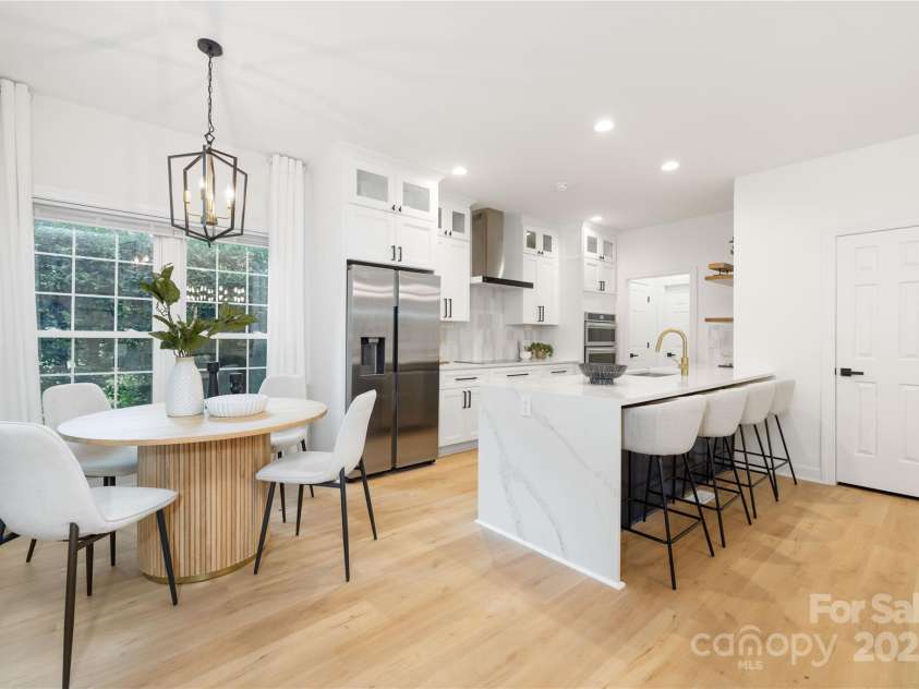 4808 Cobble Glen Way, Charlotte, NC 28269.  MLS# CAR4276072, YatesRealty ID 22948. 