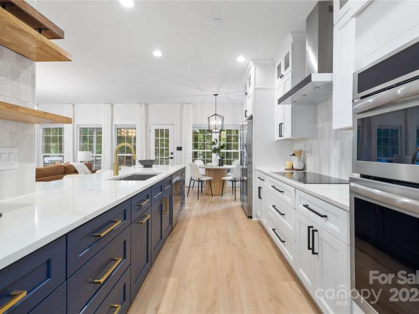 4808 Cobble Glen Way, Charlotte, NC 28269.  MLS# CAR4276072, YatesRealty ID 22948. 