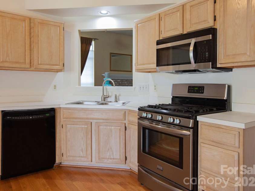14621 Smith Road, Charlotte, NC 28273.  MLS# CAR4381558, YatesRealty ID 22949. 