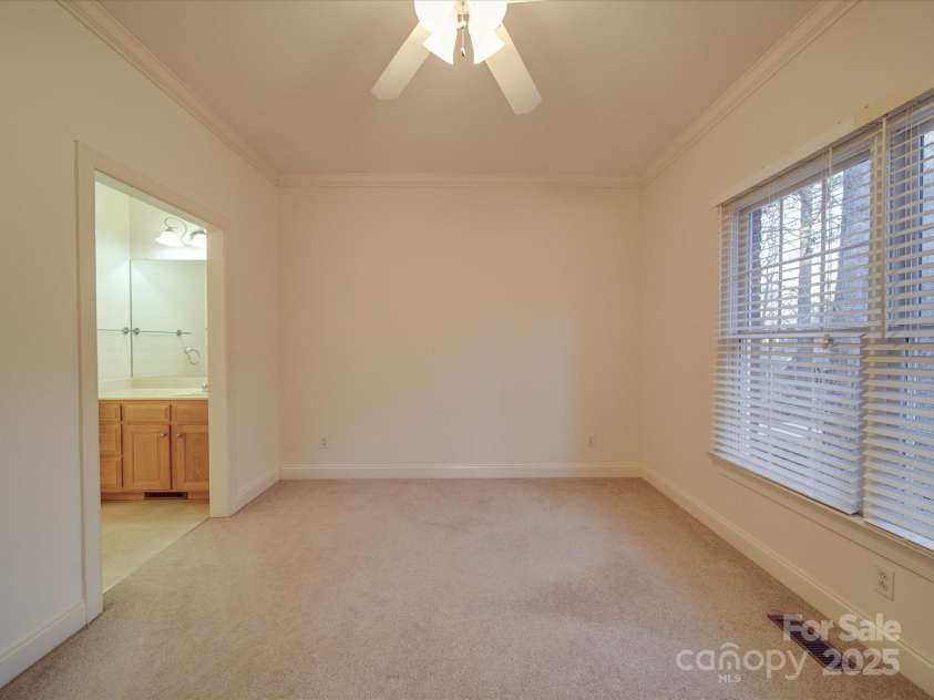 121 Sierra Woods Drive, Troutman, NC 28166.  MLS# CAR4210634, YatesRealty ID 2295. 
