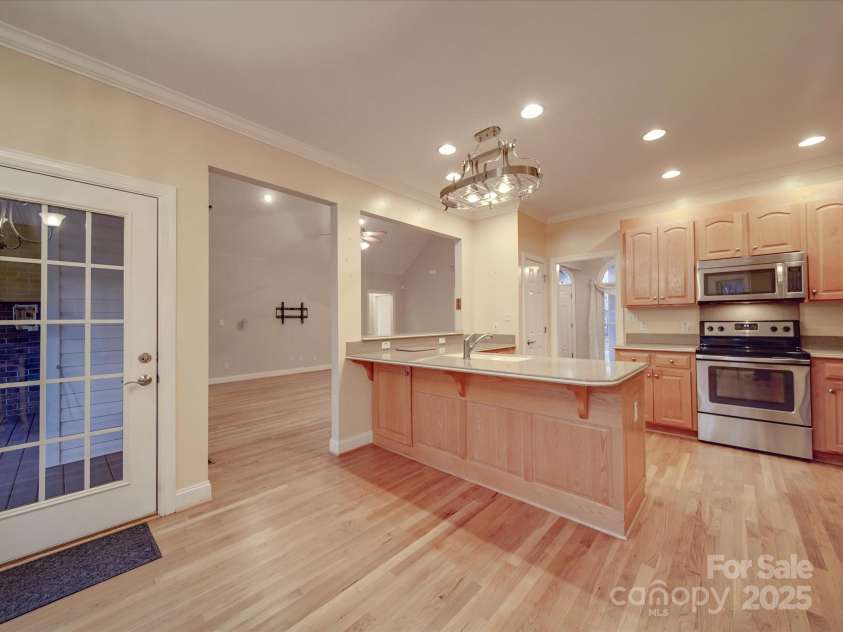 121 Sierra Woods Drive, Troutman, NC 28166.  MLS# CAR4210634, YatesRealty ID 2295. 