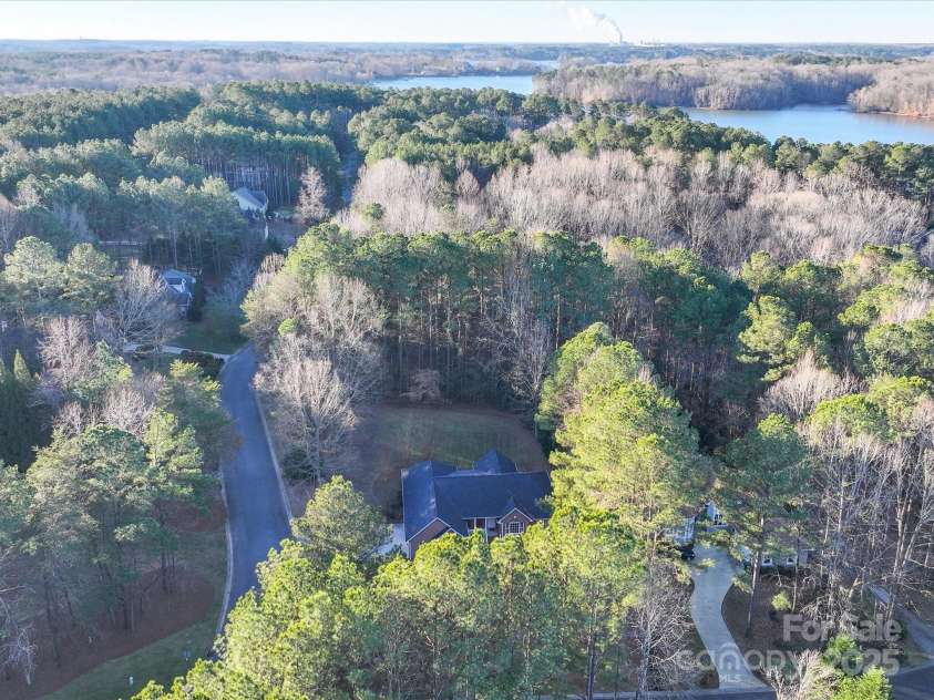 121 Sierra Woods Drive, Troutman, NC 28166.  MLS# CAR4210634, YatesRealty ID 2295. 