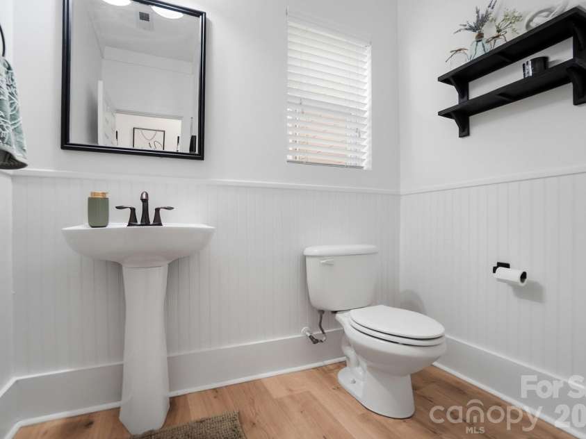 3018 Amaranth Drive, Tega Cay, SC 29708.  MLS# CAR4409524, YatesRealty ID 22950. Half bath