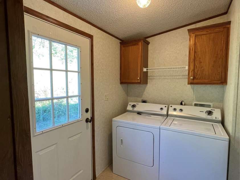 15 Mothers Way, Marshall, NC 28753.  MLS# CAR4380284, YatesRealty ID 22952. 