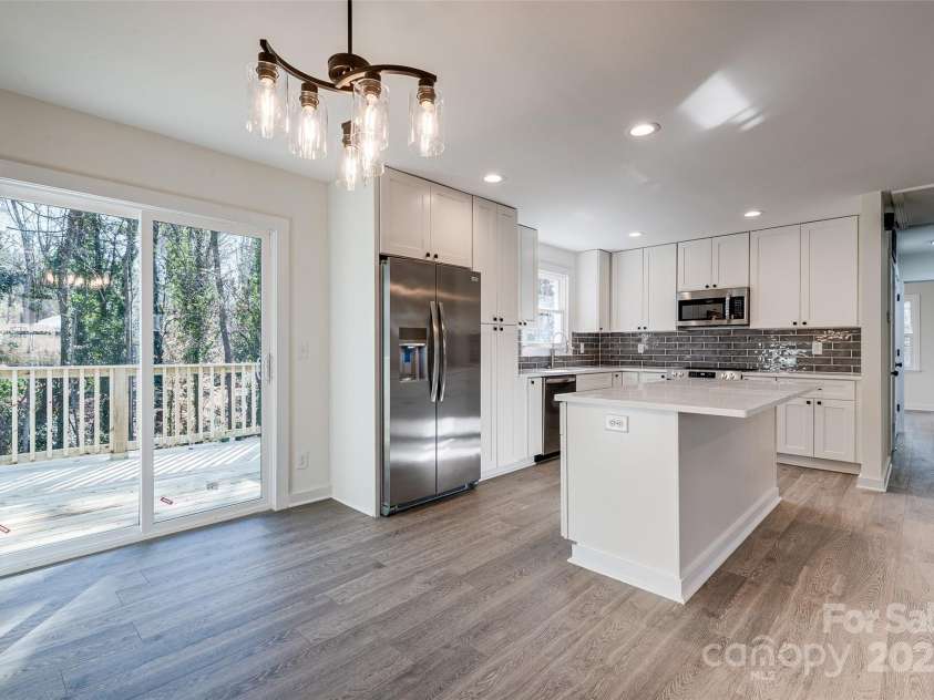 1522 Wickham Lane, Charlotte, NC 28208.  MLS# CAR4222983, YatesRealty ID 22954. 