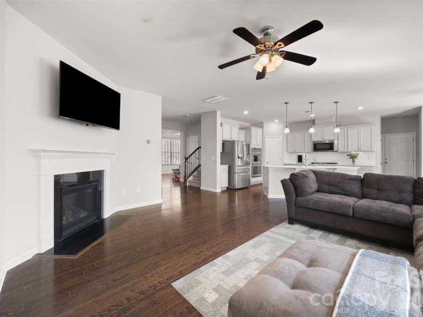 830 Spelman Drive, Fort Mill, SC 29707.  MLS# CAR4381190, YatesRealty ID 22954. 