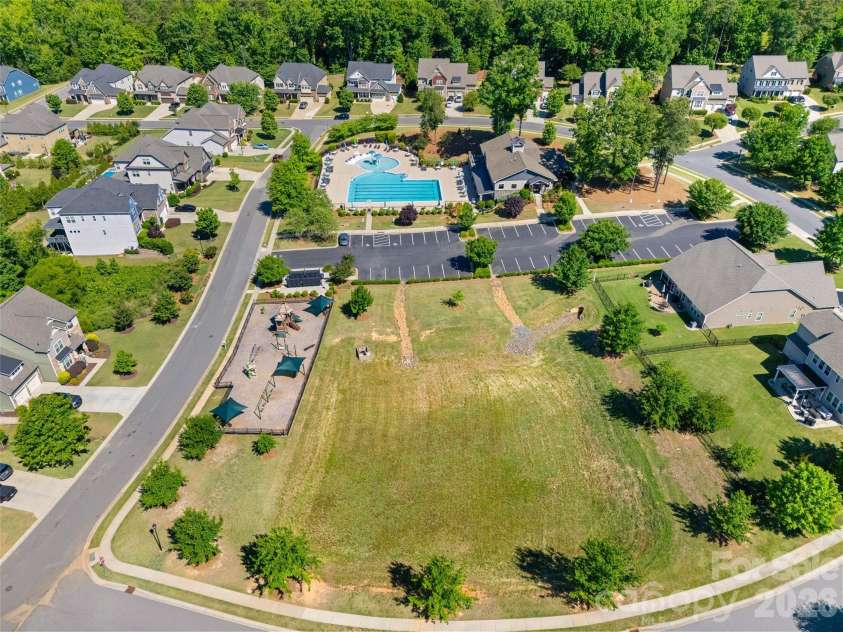830 Spelman Drive, Fort Mill, SC 29707.  MLS# CAR4381190, YatesRealty ID 22954. 