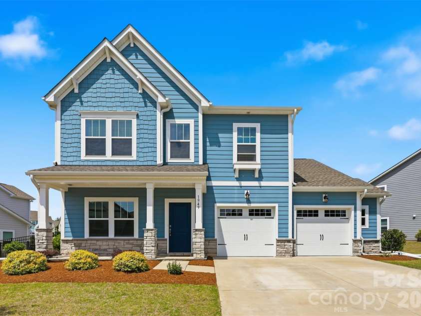 1949 Thoreau Way, York, SC 29745.  MLS# CAR4380587, YatesRealty ID 22955. 