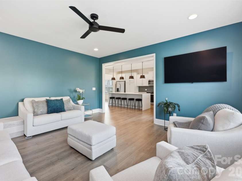 1949 Thoreau Way, York, SC 29745.  MLS# CAR4380587, YatesRealty ID 22955. 