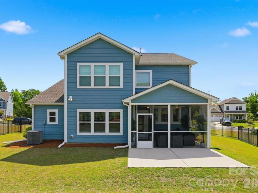 1949 Thoreau Way, York, SC 29745.  MLS# CAR4380587, YatesRealty ID 22955. 