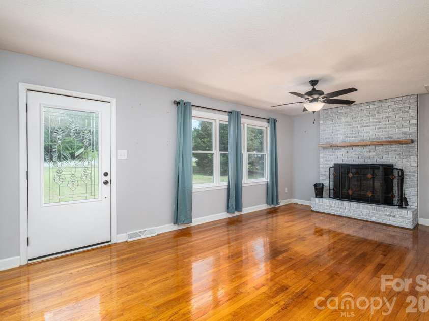 1219 Maple Springs Ch Road, Shelby, NC 28152.  MLS# CAR4380514, YatesRealty ID 22956. Living room