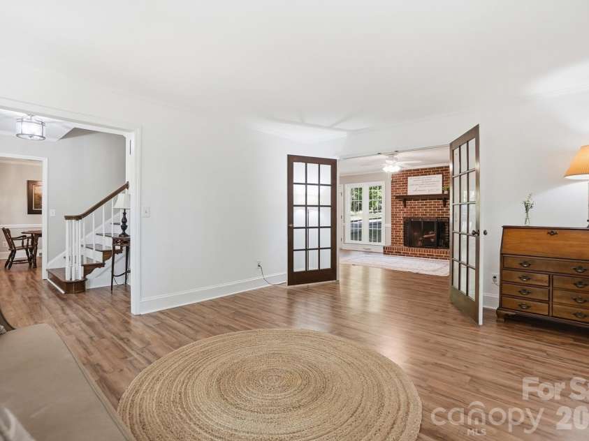 11103 Idlewild Road, Matthews, NC 28105.  MLS# CAR4367524, YatesRealty ID 22958. 