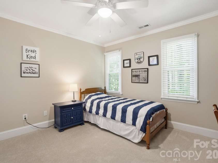 11103 Idlewild Road, Matthews, NC 28105.  MLS# CAR4367524, YatesRealty ID 22958. 