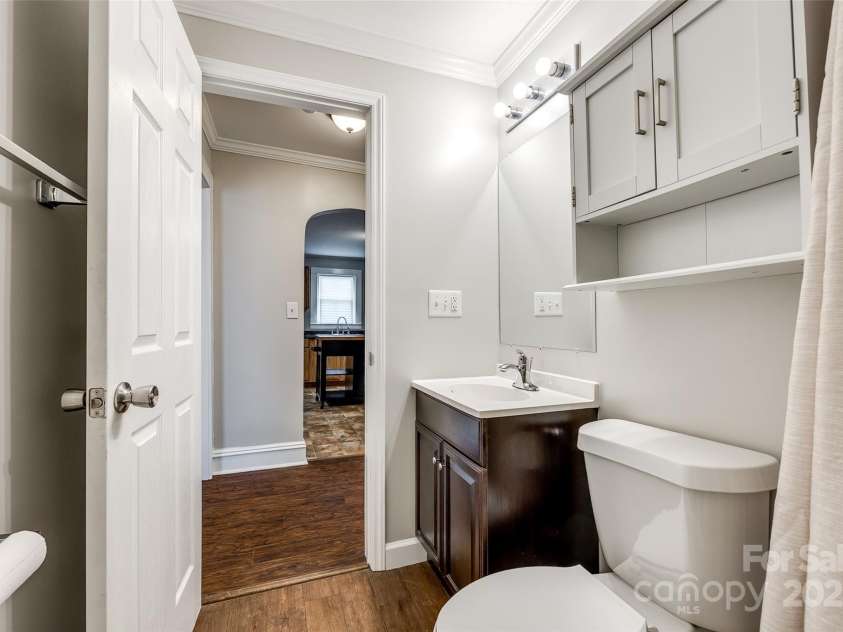 903 Rhode Island Avenue, Kannapolis, NC 28083.  MLS# CAR4275066, YatesRealty ID 22959. 