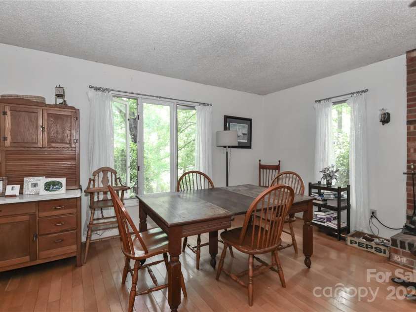 173 Rocky River Road, Mooresville, NC 28115.  MLS# CAR4259535, YatesRealty ID 2296. 